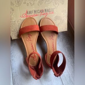 NEW IN BOX AMERICAN RAG WOMEN SUMMER SANDALS size 6.5 Cute